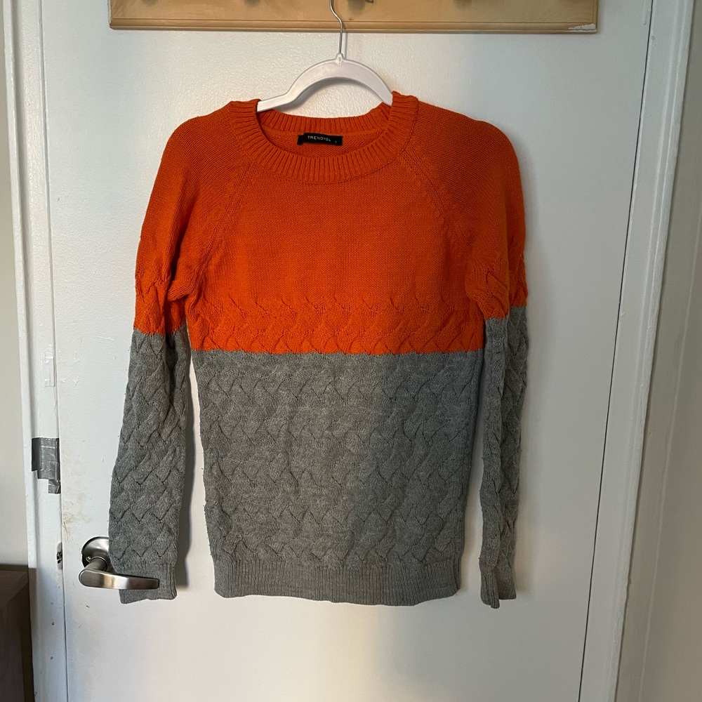 Cozy sweater women size S